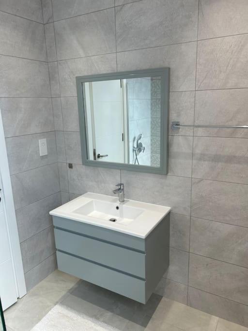 Penthouse Med Privat Saltvannsbasseng Pa Esentepe Beach Kirenia Zewnętrze zdjęcie